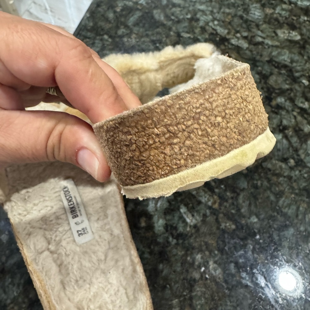 Birkenstock Madrid Big Buckle Tan Shearling Clogs - Picture 11 of 13
